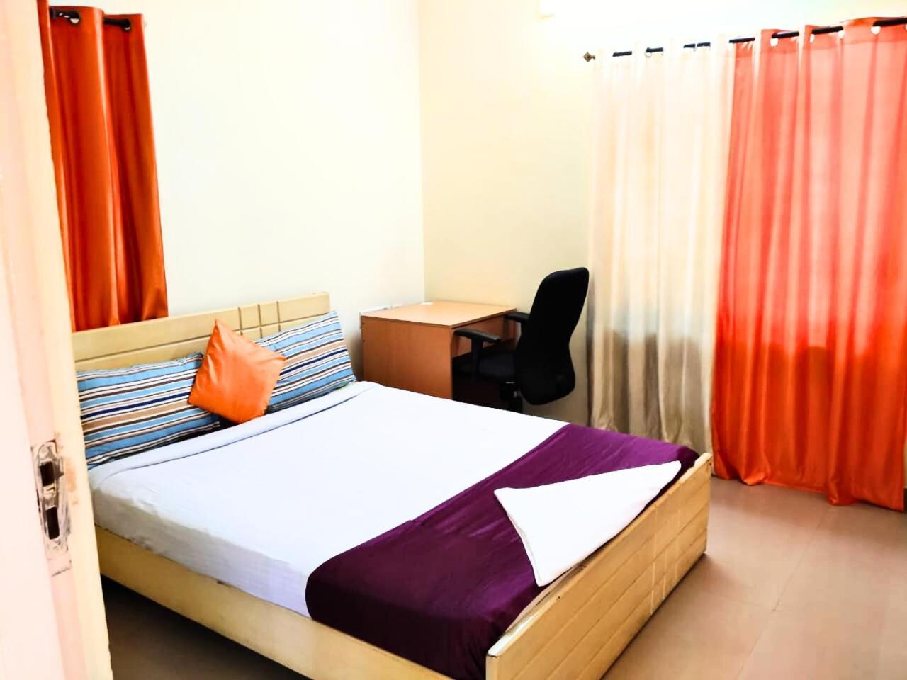 Golden Magnolia Homestay Bangalore Bagian luar foto