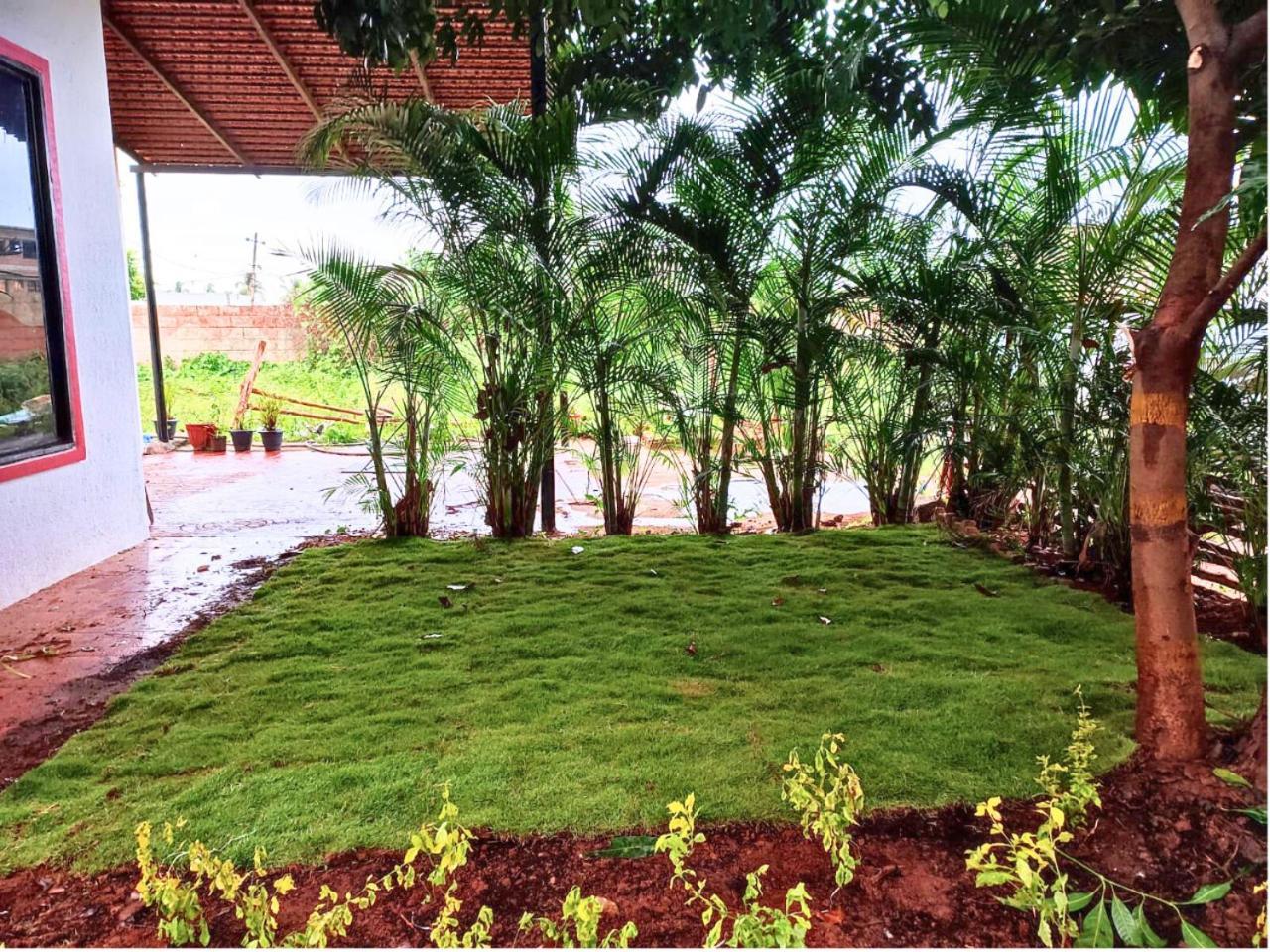 Golden Magnolia Homestay Bangalore Bagian luar foto